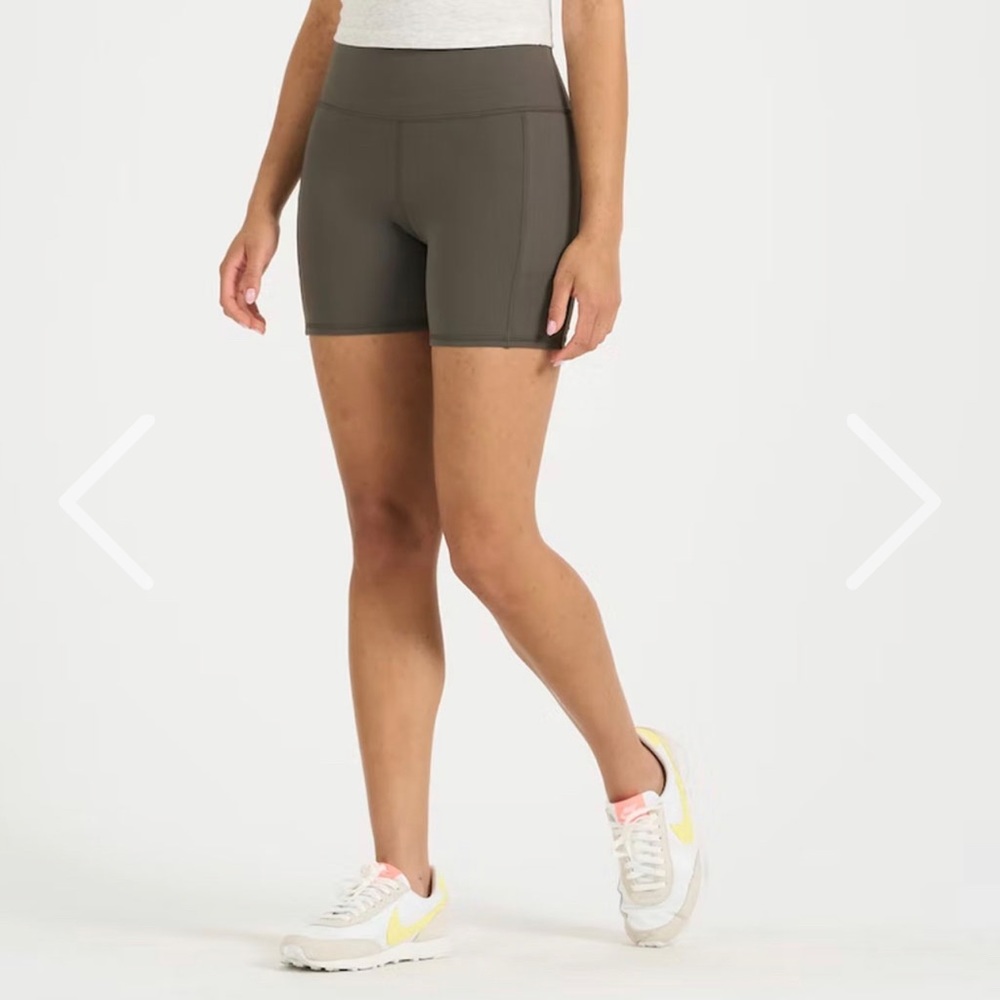 Studio Pocket Short Oregano